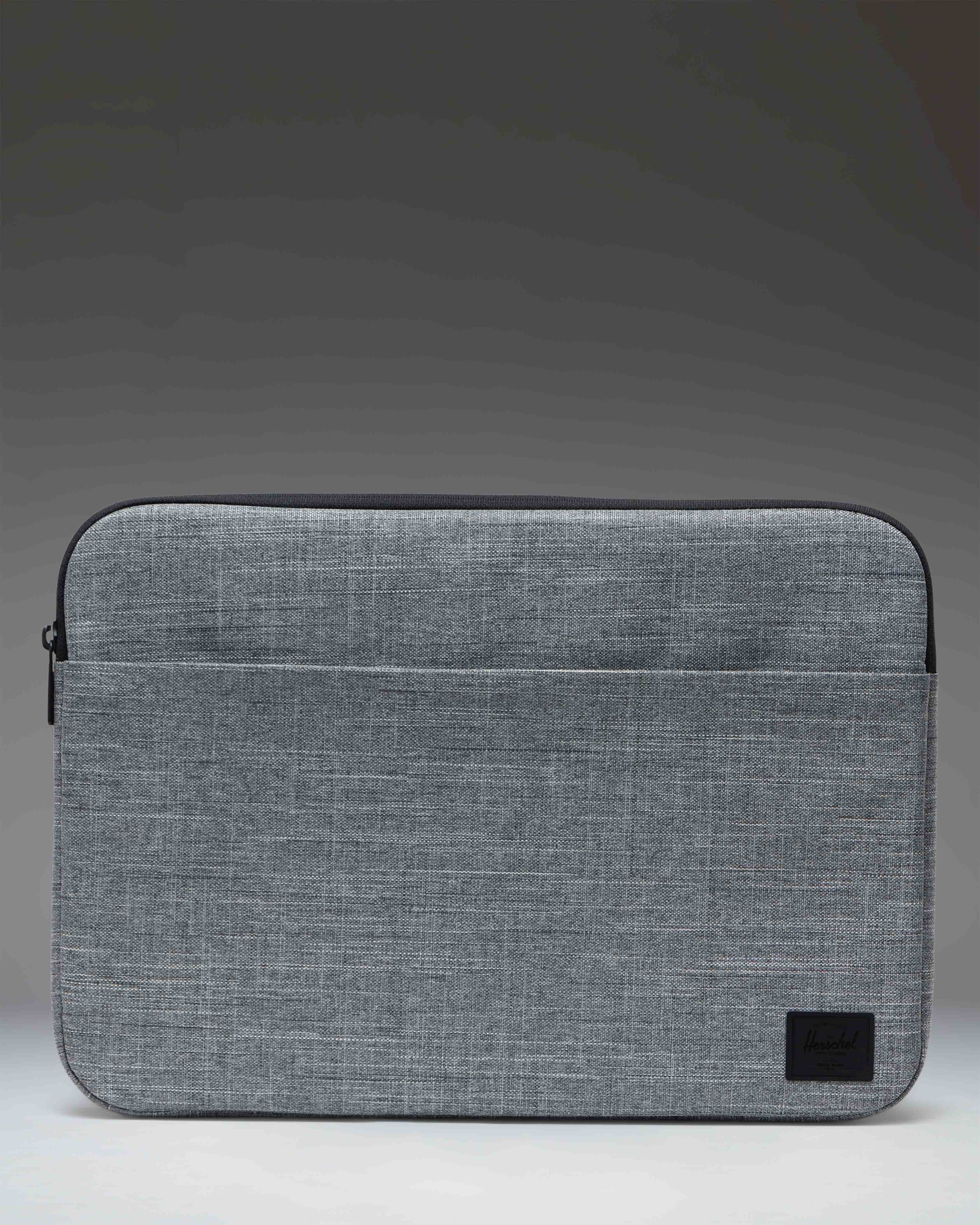 Denman Sleeve 15-16 Inch Tech