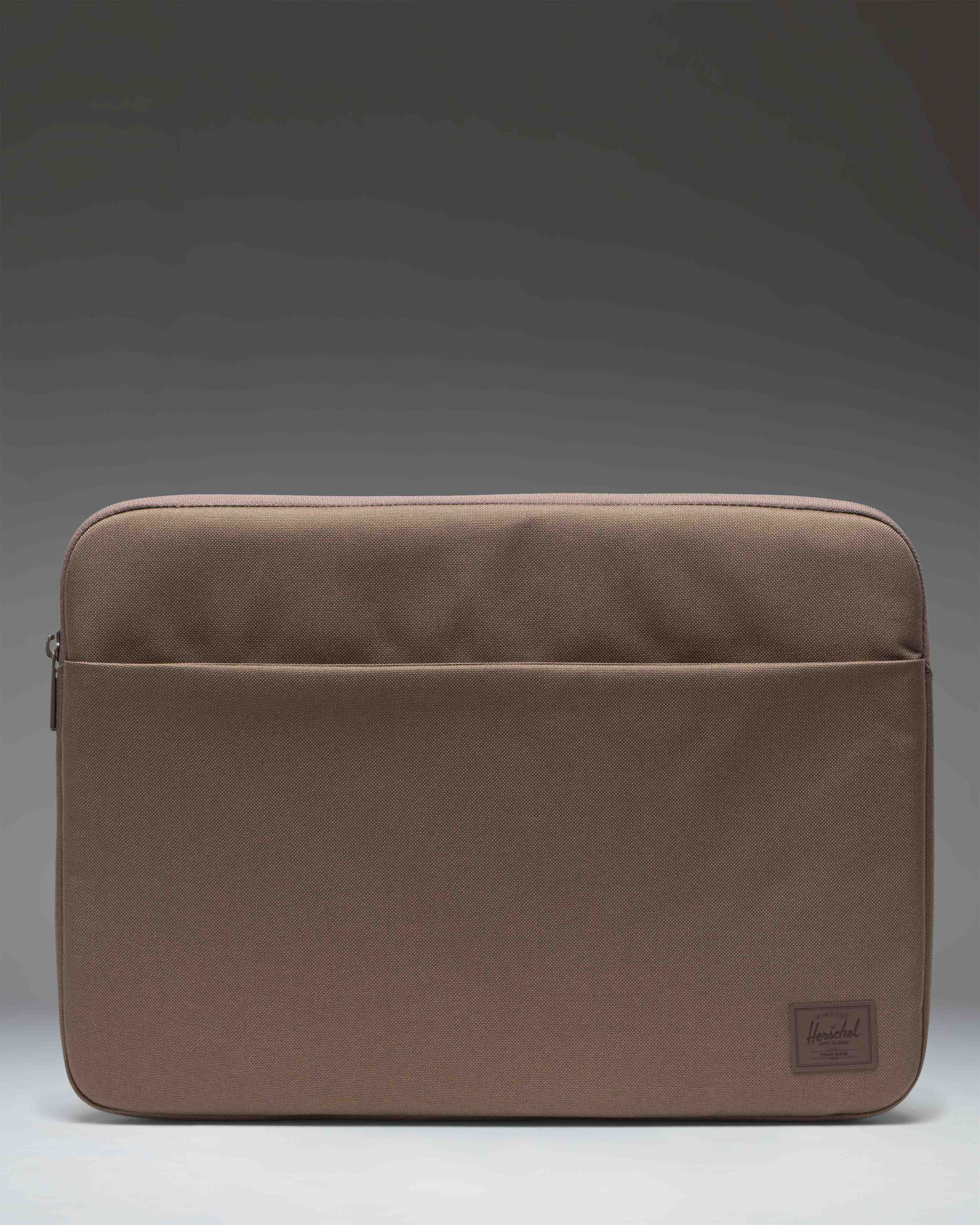 Denman Sleeve 15-16 Inch Tech