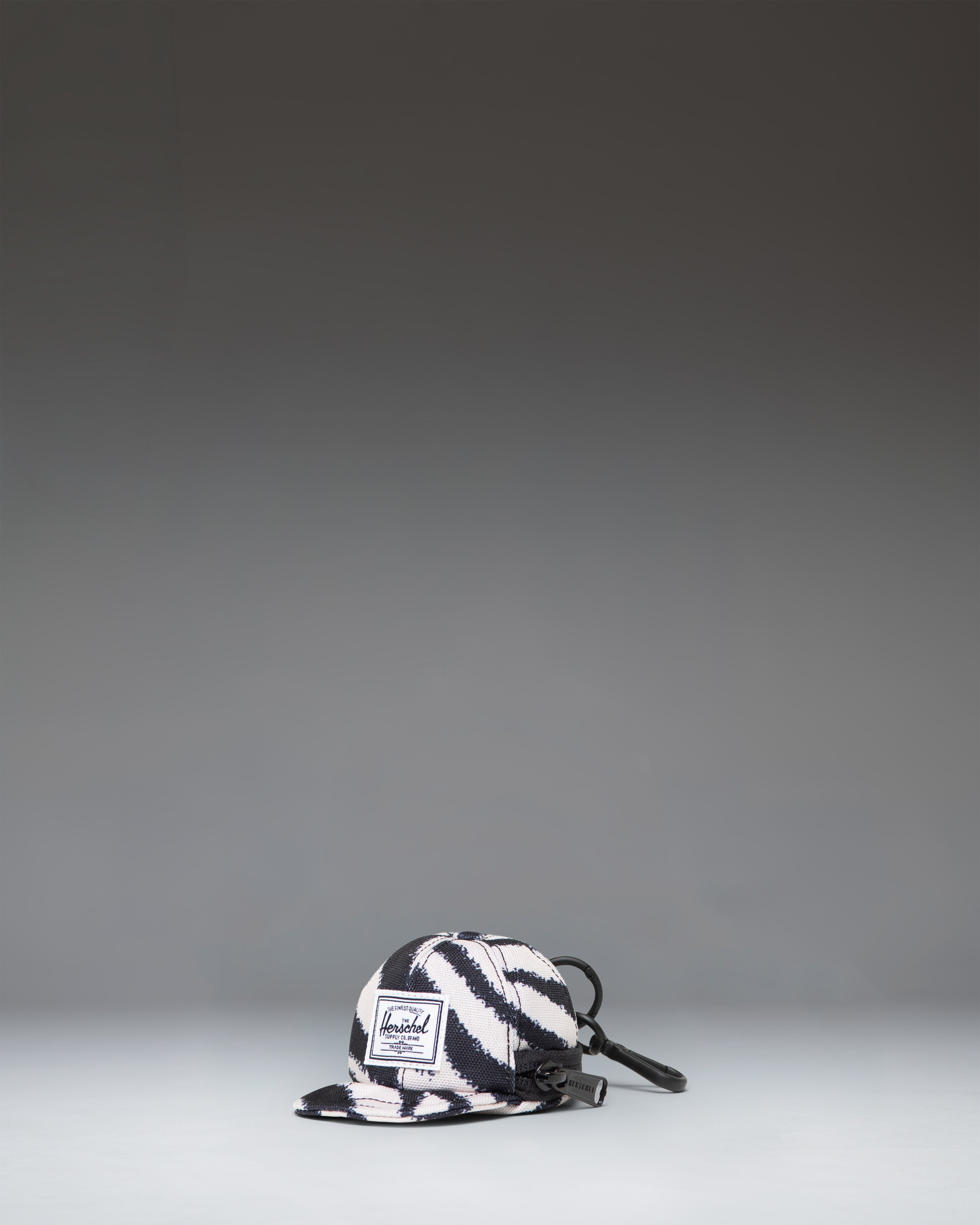 Sylas Classic Cap Bag Charm